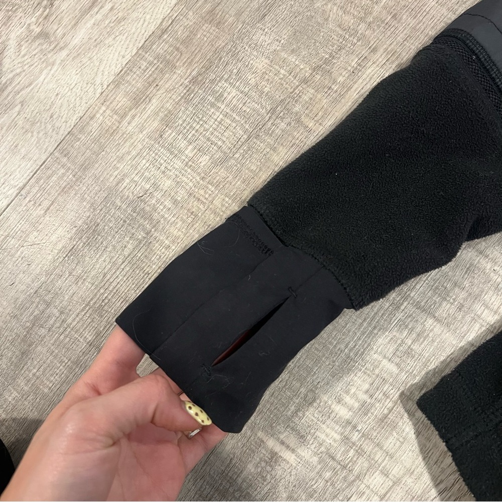 Lululemon Fleecy Keen Jackey - Picture 5 of 9